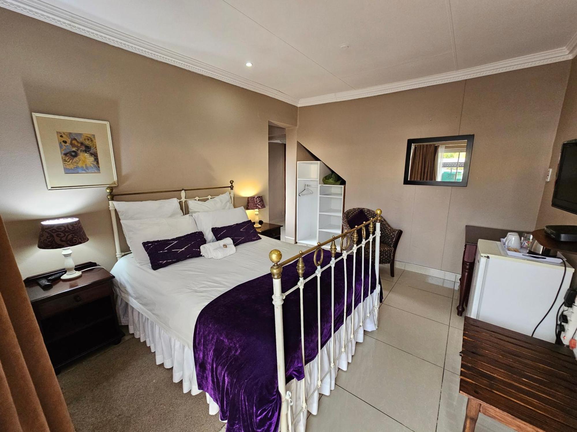 Bettie'S Luxury Lodge Kroonstad Exterior foto