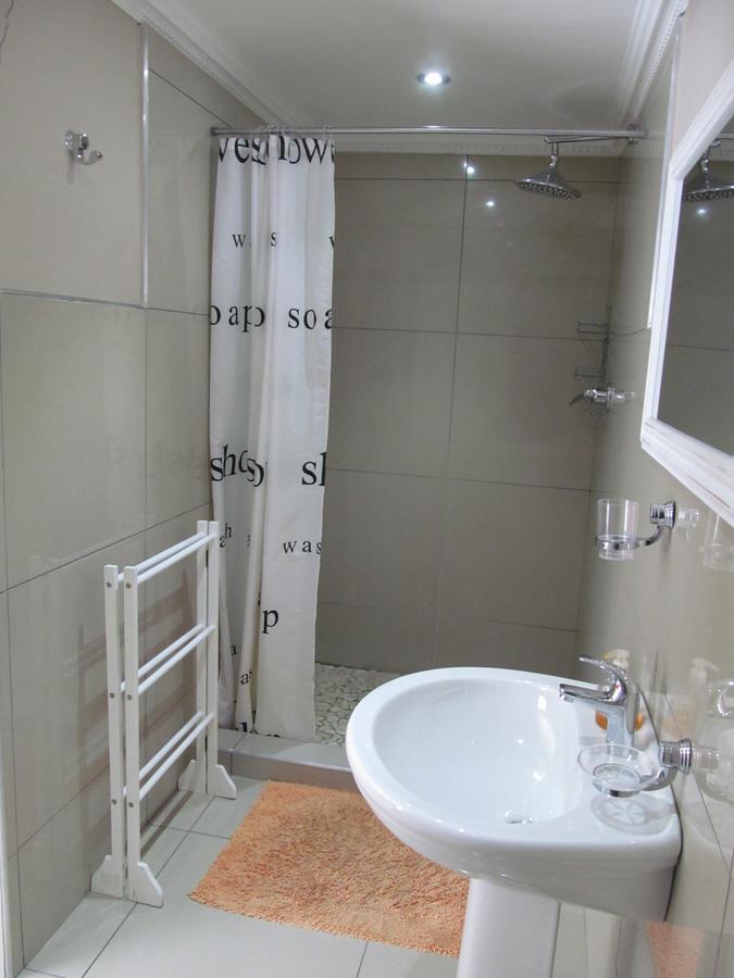 Bettie'S Luxury Lodge Kroonstad Zimmer foto